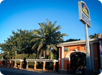  PALMARECA INN-SUITES-STUDIO